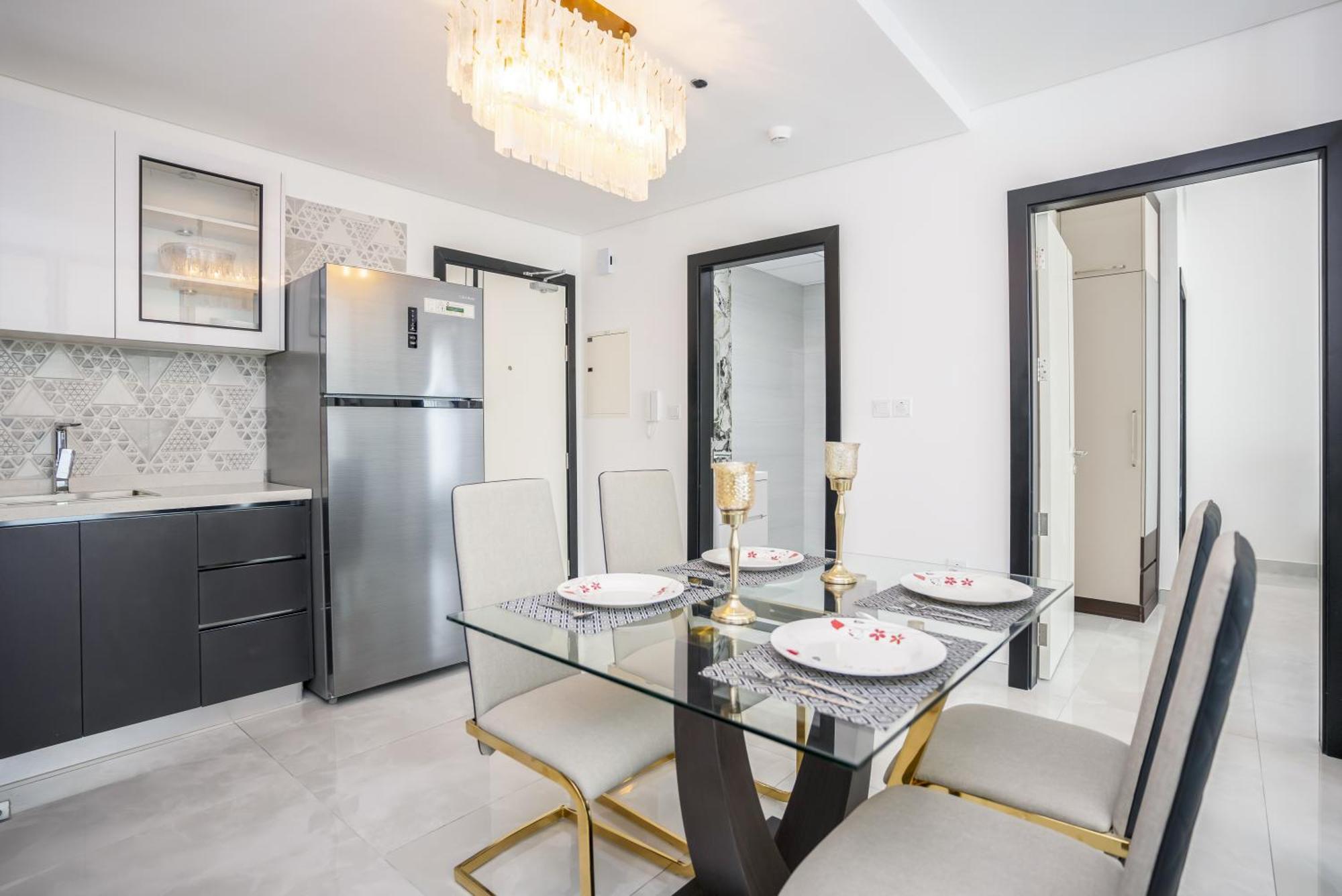 Homesgetaway -spacious 1br In Pearlz By Danube