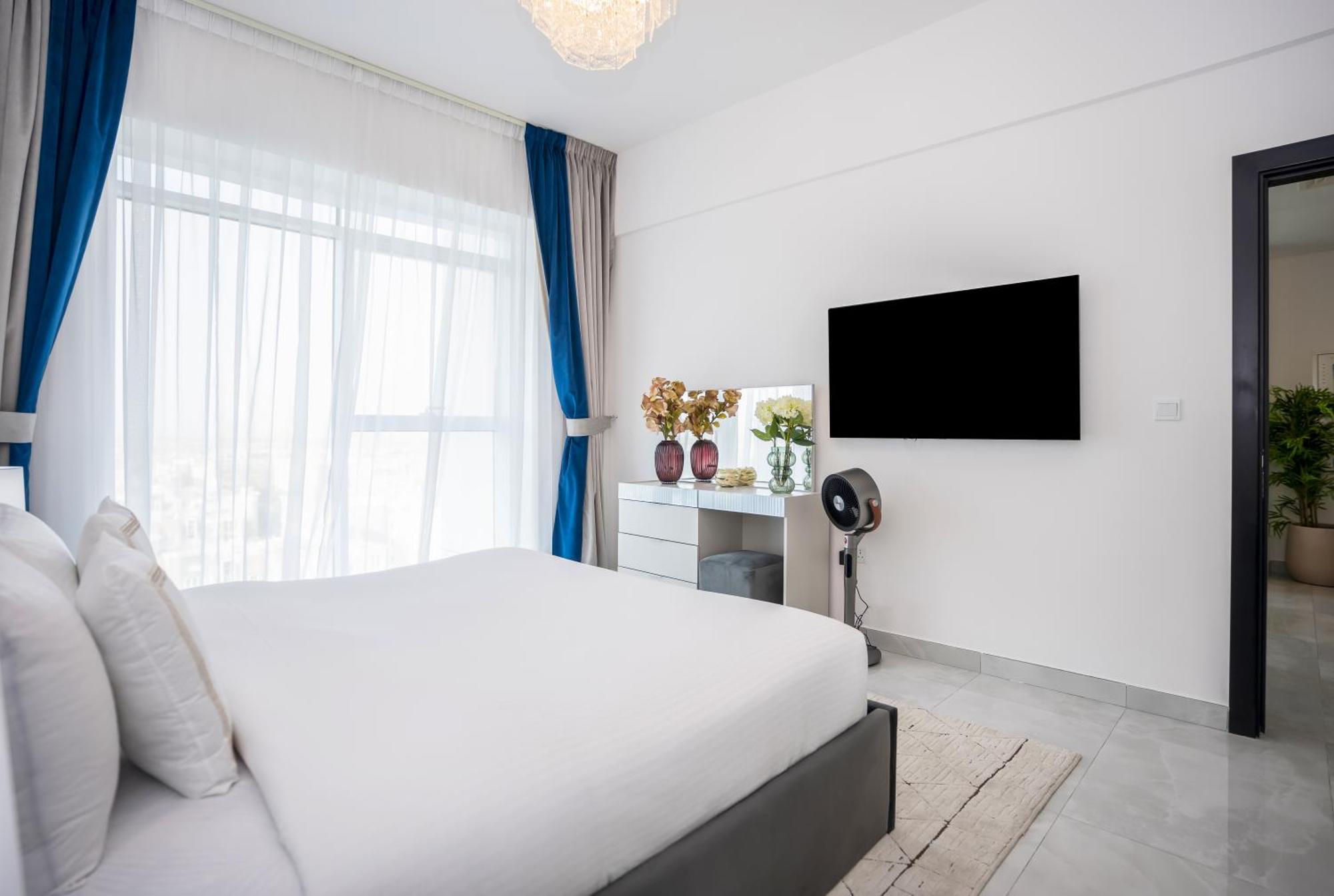 Apartment Homesgetaway -spacious 1br In Pearlz By Danube *
